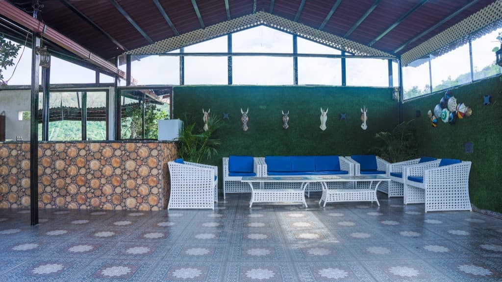 Sky deck lounge wide view